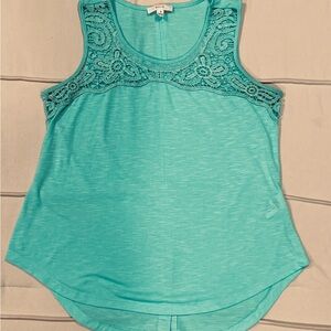 women's sleeveless  shirt by mine